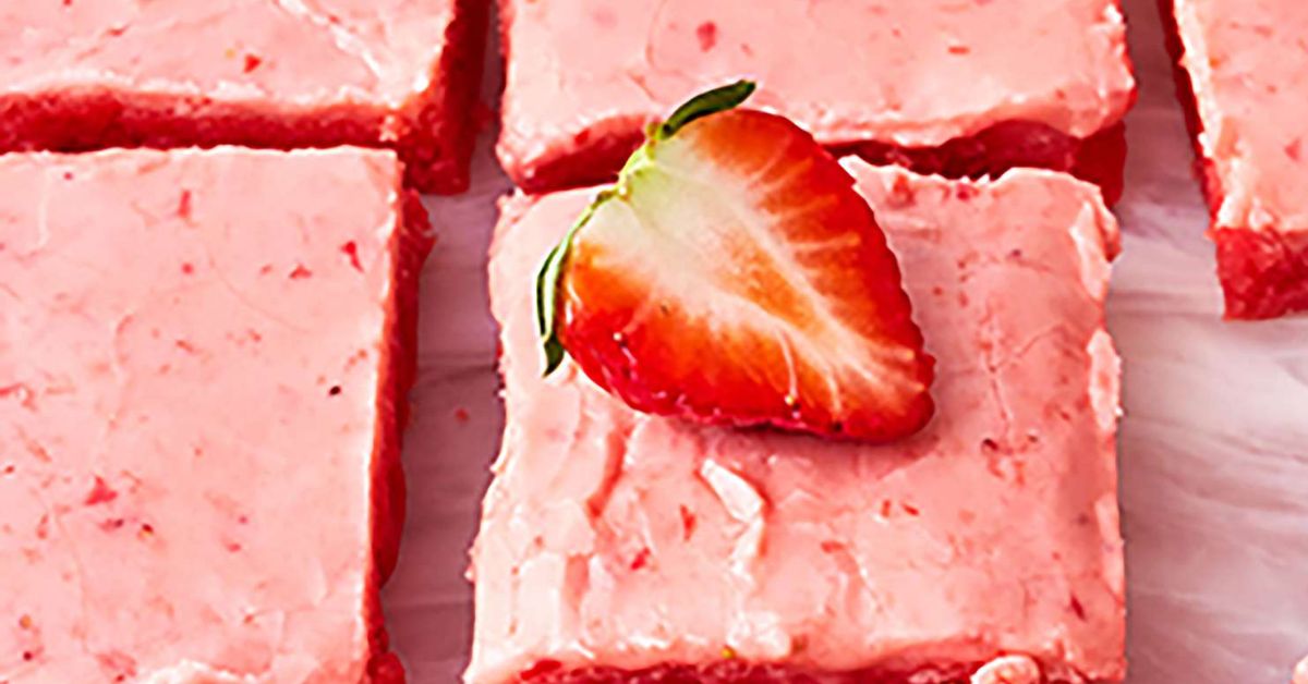 Easy Strawberry Brownies