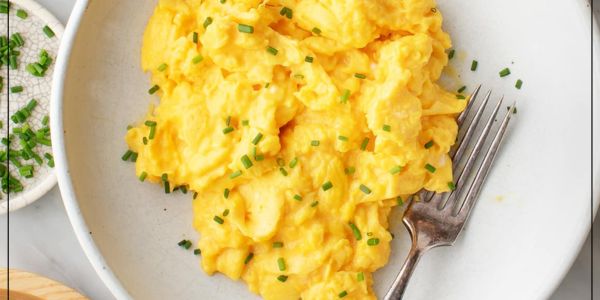 How to Make Scrambled Eggs
