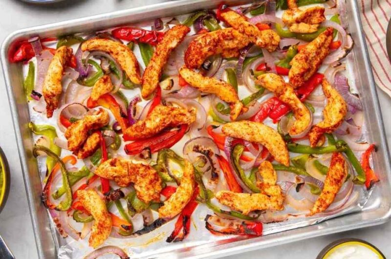 Easy Sheet Pan Chicken Fajitas