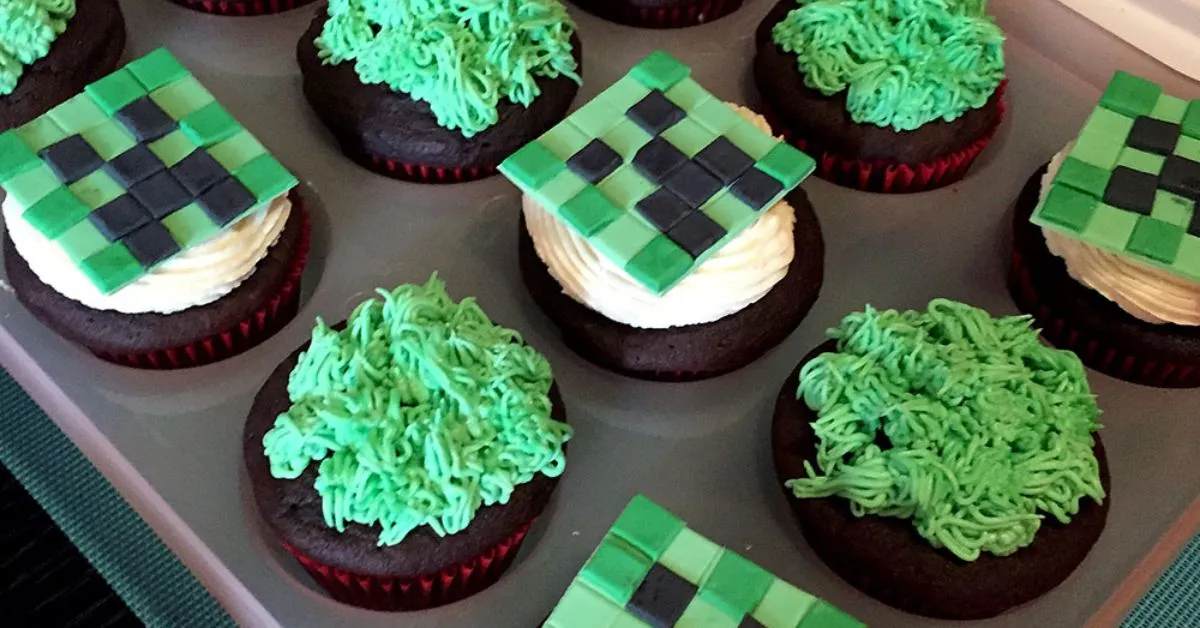 Minecraft Cupcakes – Creeper Cupcakes