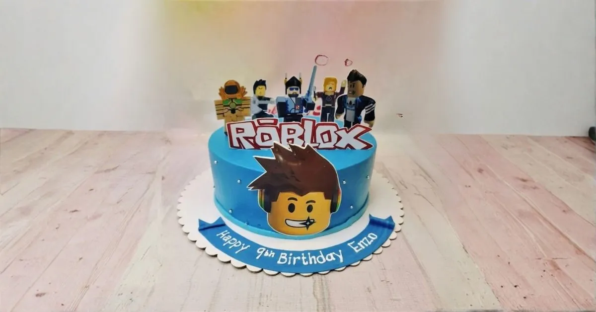 Single-Tiered Roblox Cake Recipe