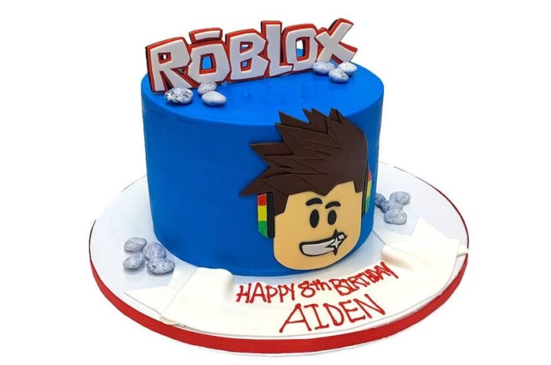 Roblox Birthday Cake for Boys