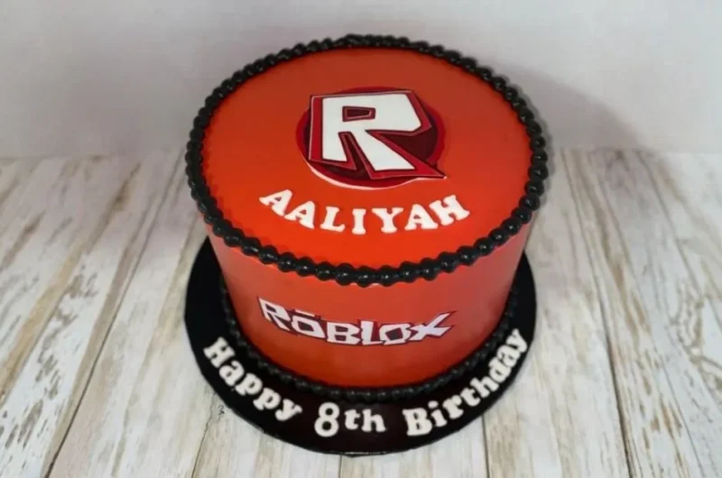 Roblox Logo Cake